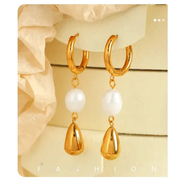 Gold_Pearldrop_Earrings_For_Women
